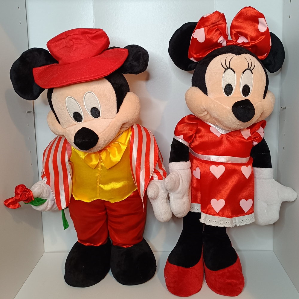 Disney Mickey Minnie Mouse Valentine Door Porch Greeters 22” 2015 Set Couple Lov